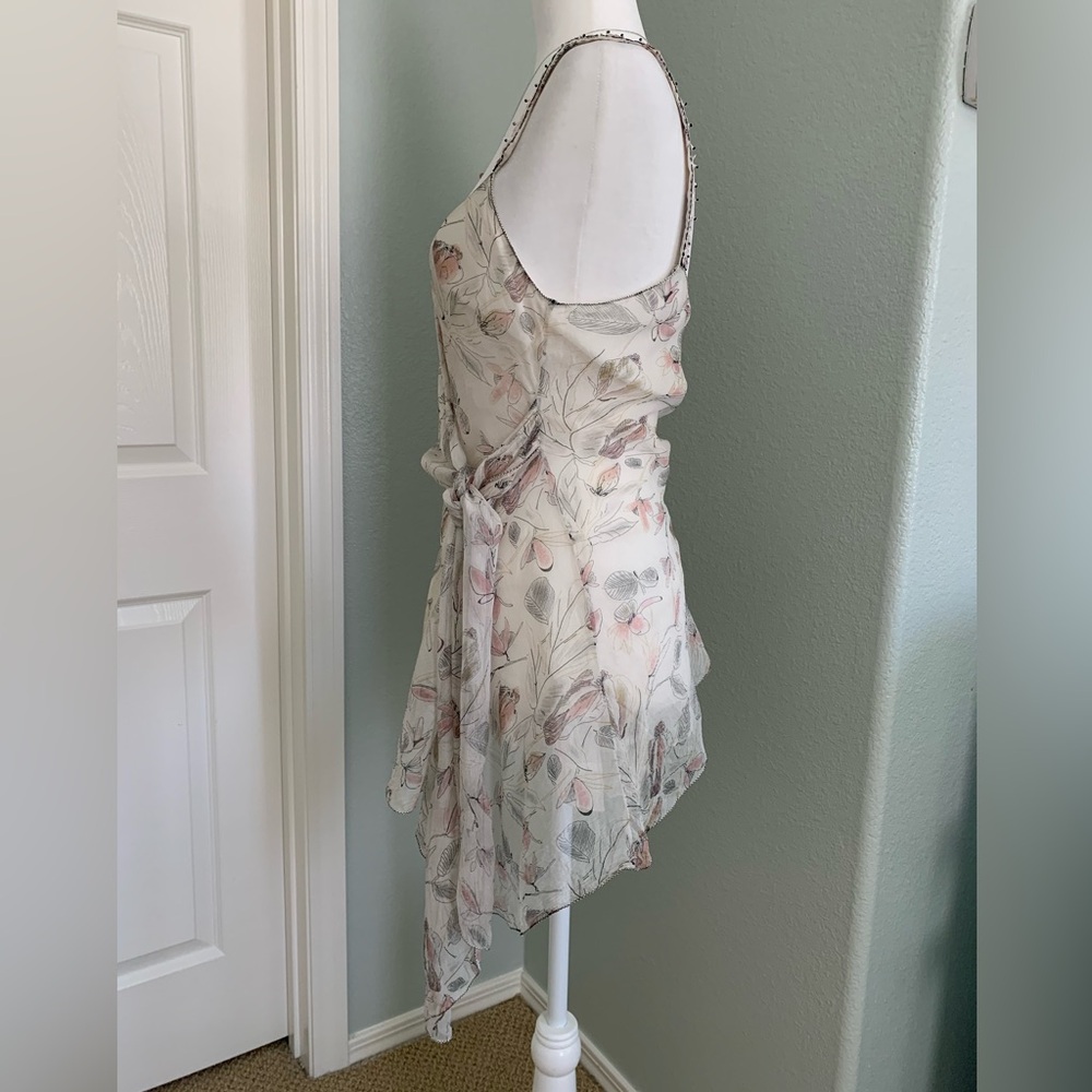 Vintage Max Studio Elegant Floral Top Embellished Straps Silk Sequins Size M - Picture 3 of 9